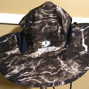 Mossy Oak fishing hat